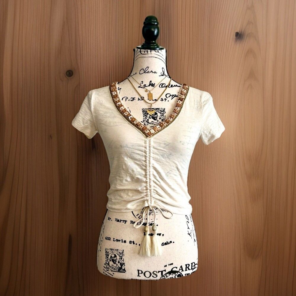 SHYANNE WOMEN'S BEADED SHORT SLEEVE FRONT TIE SHIRT size XS